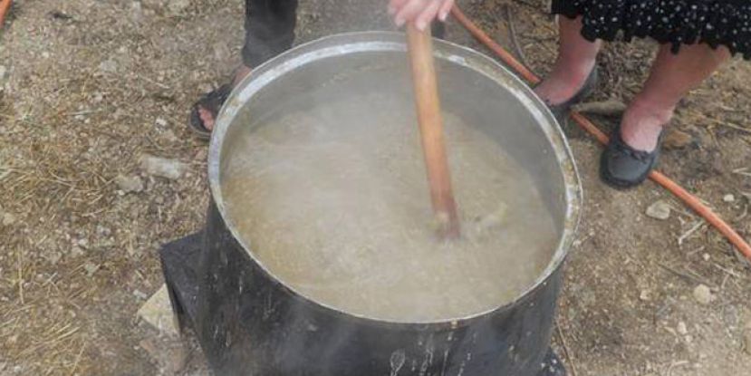 The Renowned Lentil Soup of Englouvi